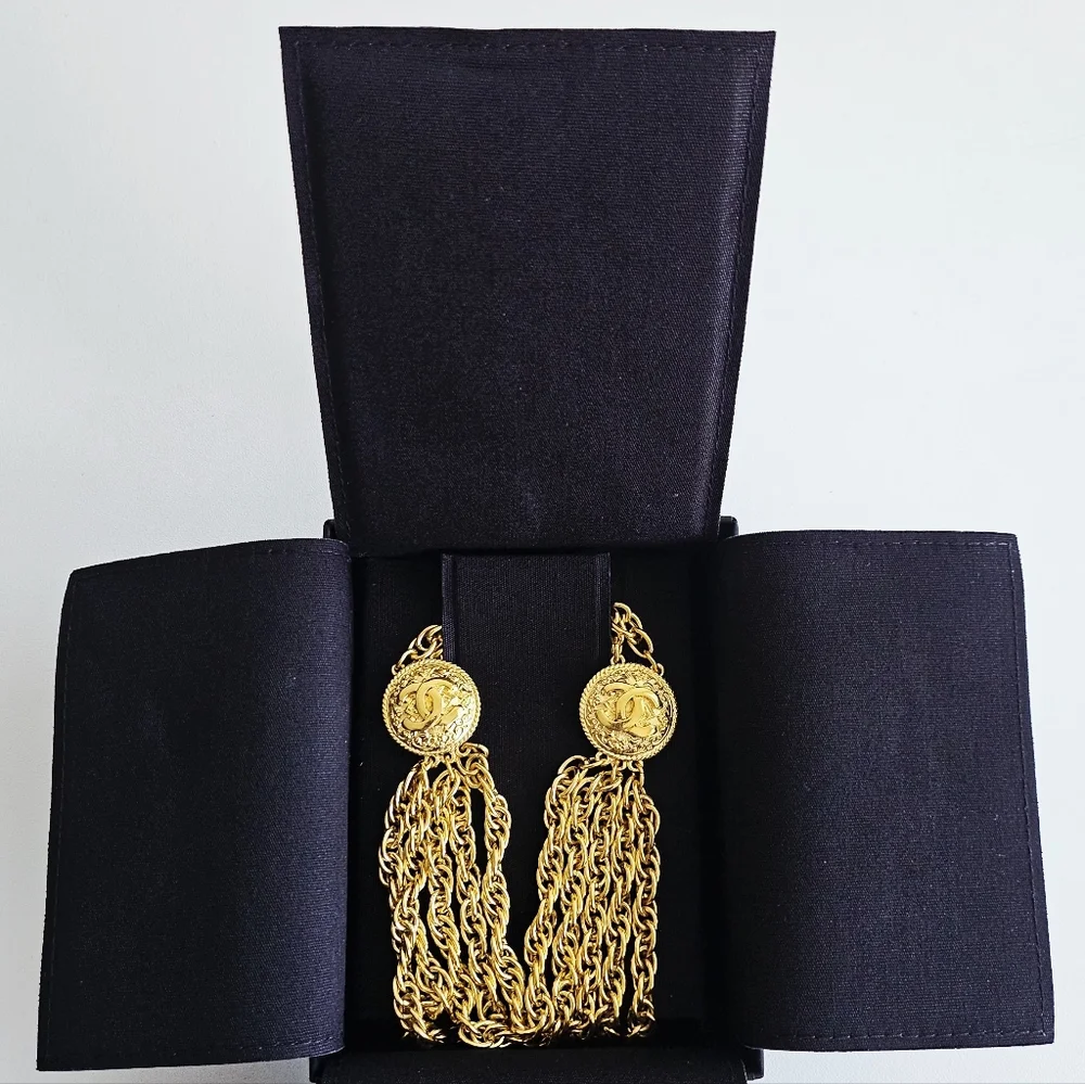 Vintage Chanel Lagerfeld Iconic Statement CC Swagged Collar Gold-plated Necklace